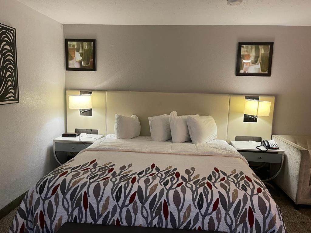 Garnet Waterfront Hotel Indianapolis Eksteriør billede